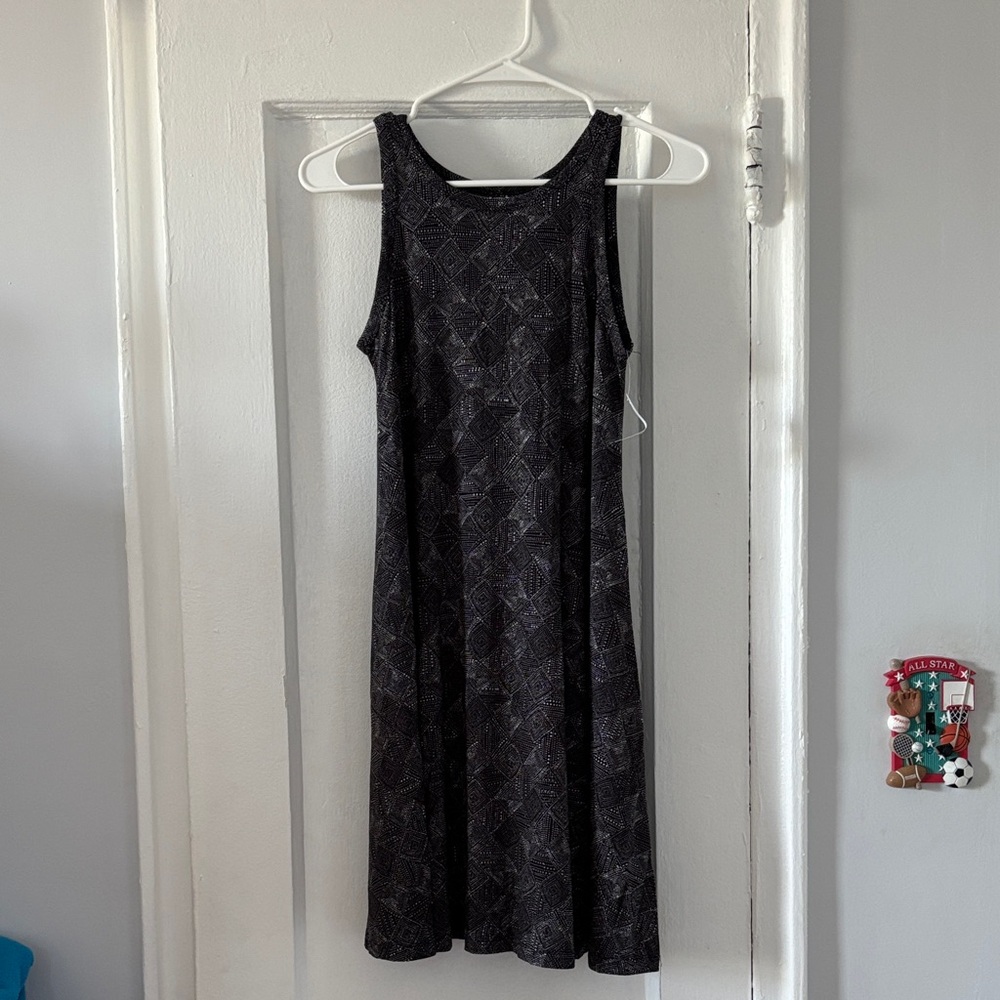 Old Navy Black Geometric Midi Dress